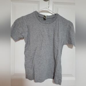 Essential Gray Short Sleeve Men's Tee